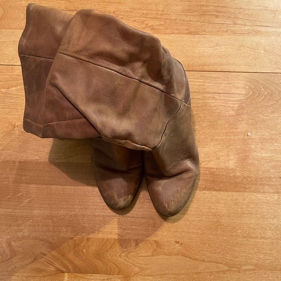 Slouchy leather boots - wide calf fit - Picture 4 of 6